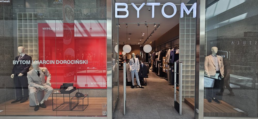 Witryna sklepu Bytom w Galerii Echo.