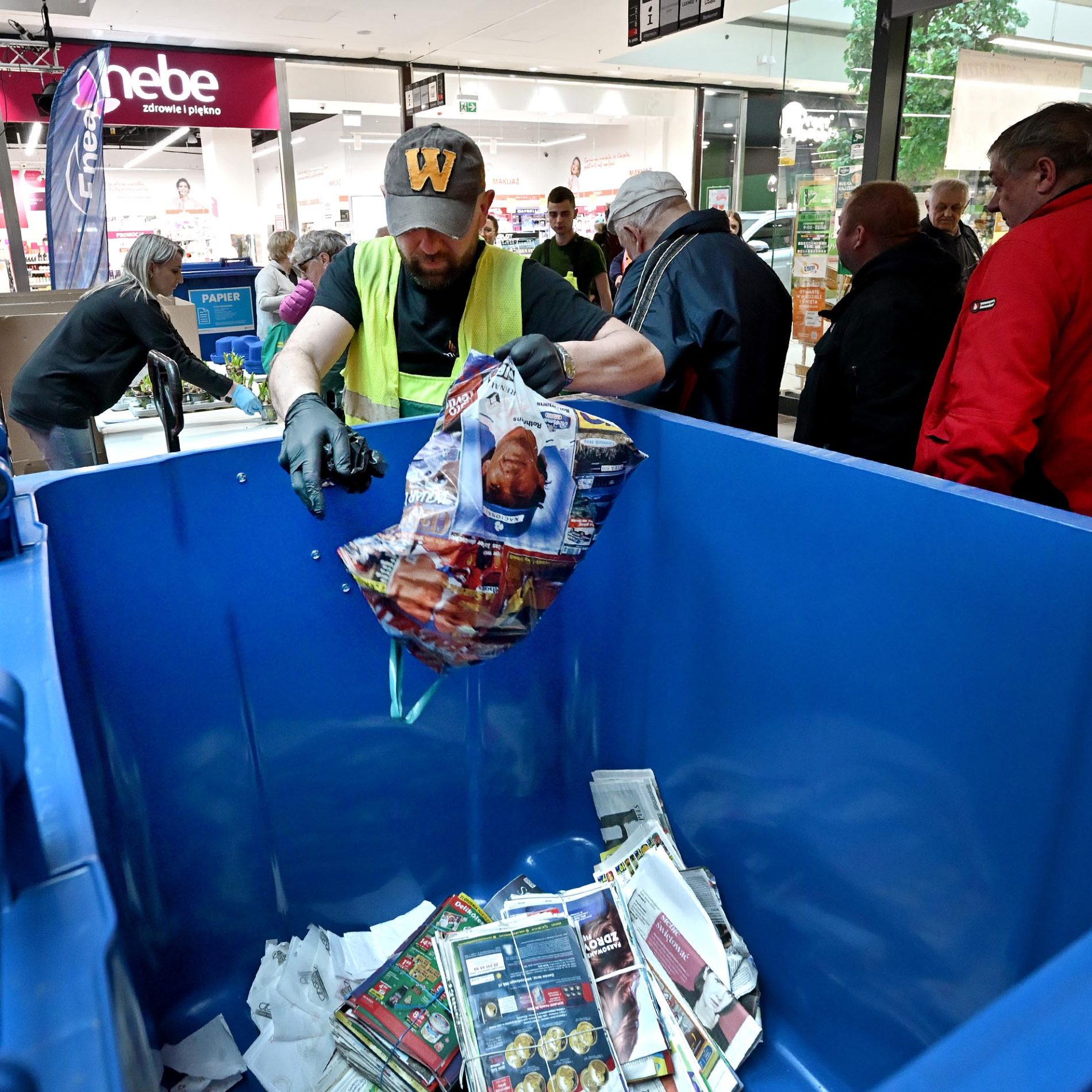 żonkile za elektrośmieci i makulaturę galeria echo