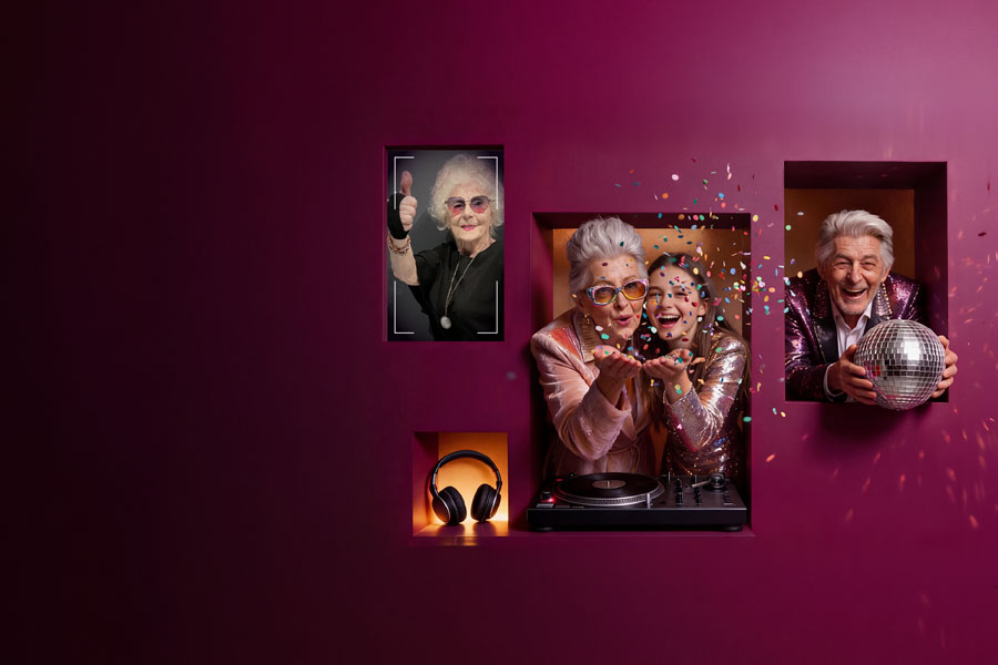 Grafika promocyjna wydarzenia „Wikaż się na parkiecie” w kieleckiej Galerii Echo, przedstawiająca osoby w różnym wieku, w dobrych humorach.